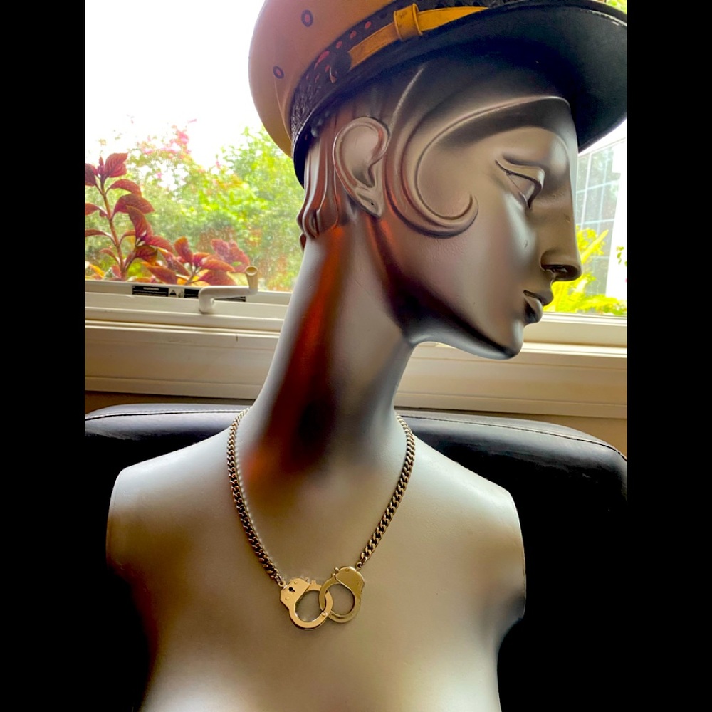 Hand cuff necklace